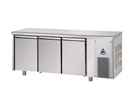 TF03MIDBT || 3 Self-closing Doors, Counter Freezer